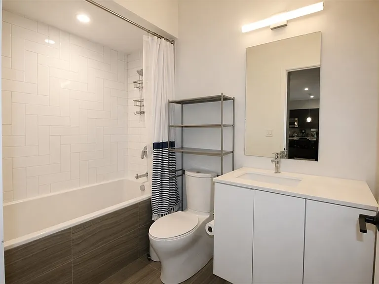 45 Burnett St #206 — Photo 11