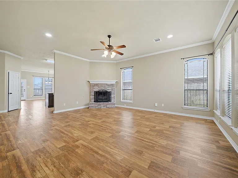 952 Dove Landing Ave — Photo 5