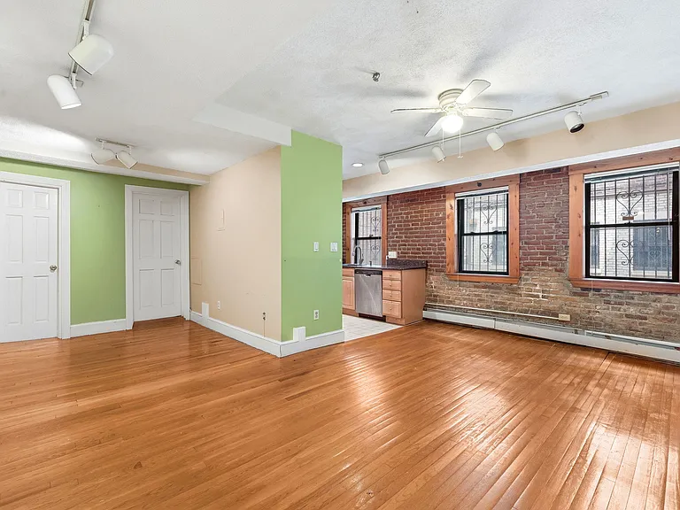 111 Jersey St #20A — Photo 7