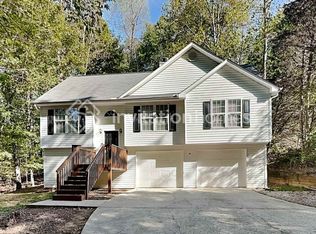 5526 Concord Cir, Gainesville, GA 30507