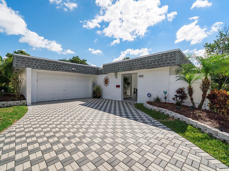 1st image of 5906 Blue Beech Ct