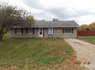 111 Canary Dr, Green Valley, IL