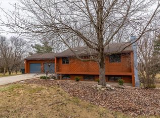 25 La Crescenta Cir, Madison, WI 53716