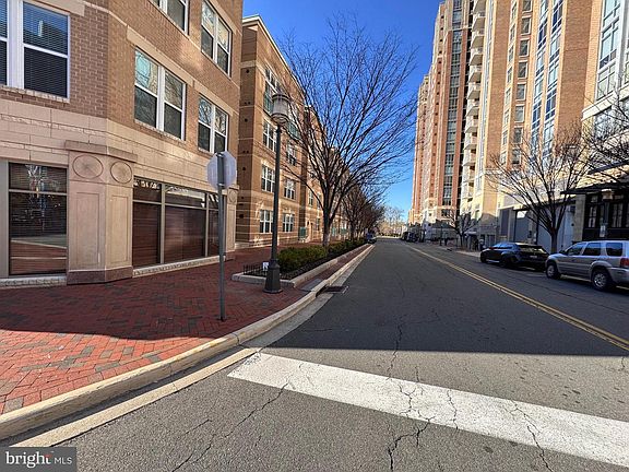 3rd image of 12000 Market St APT 361