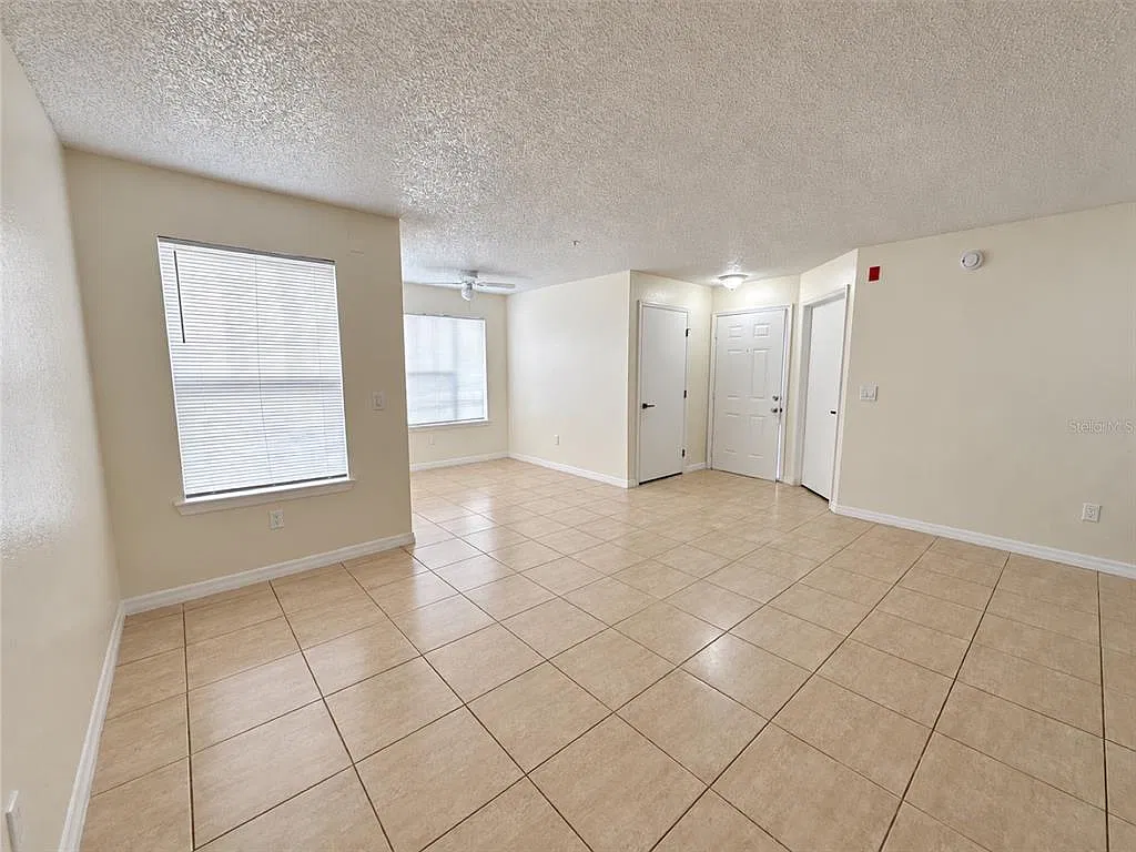 2212 Grand Cayman Ct — Photo 3