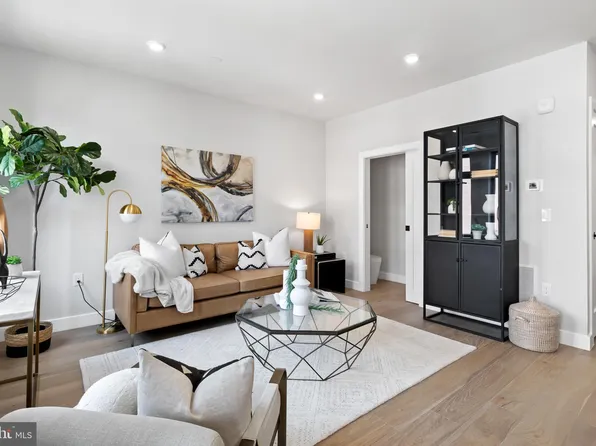 1208 M St NW #61, Washington, DC 20005