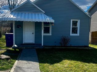 738 W 11th St, Front Royal, VA 22630