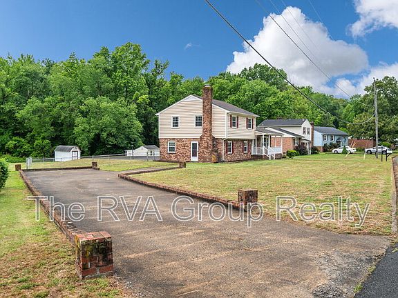 3rd image of 2425 Capehart Rd