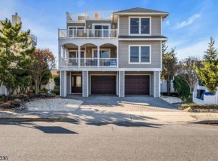 108 W 10Th St, Ship Bottom, NJ