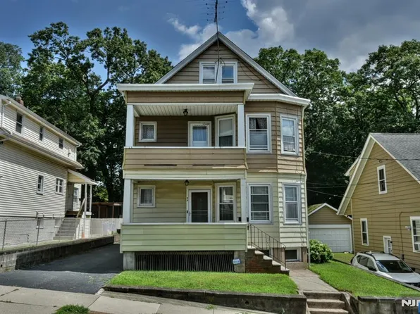 94 N 16th St, Prospect Park, NJ 07508