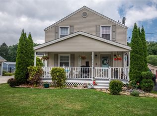622 S 8th St, Sharpsville, PA 16150