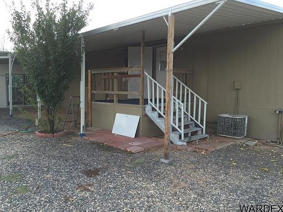 5th image of 4050 N Benton St