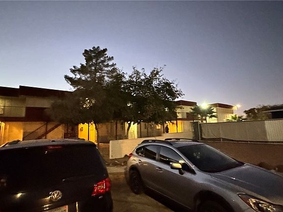 2nd image of 5324 Swenson St #0