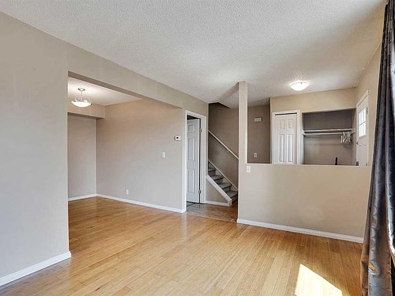 5th image of 6404 E 4a St NE #6