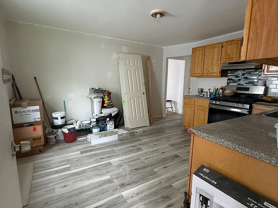 98-100 Mount Vernon Pl #1