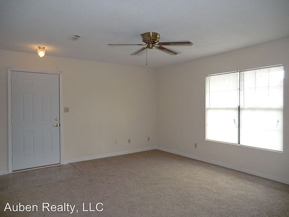 3rd image of 2401 Walden Dr #B