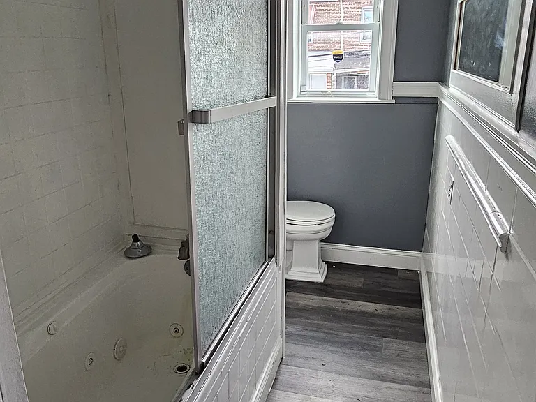 2536 Aisquith St — Photo 9