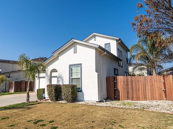 5th image of 2107 Oak Branch Dr