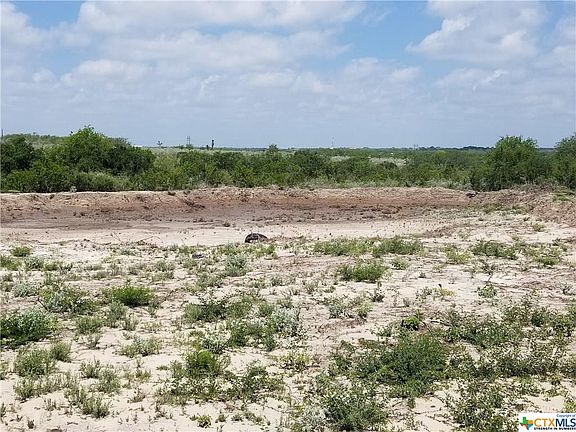 3rd image of 1401 W County Road 303
