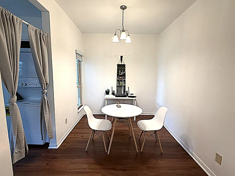 310 Pat Garrison St #3B — Photo 5