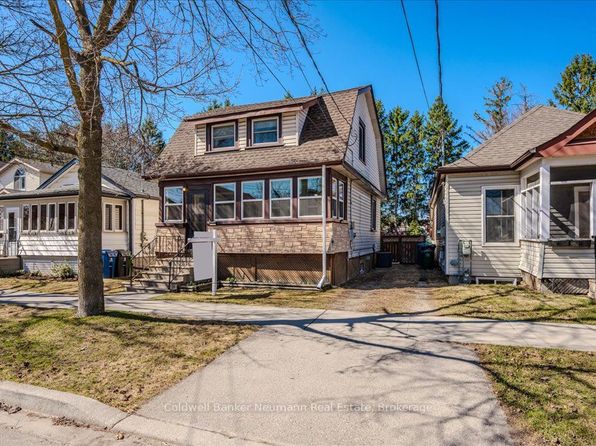 22 Simcoe St, Guelph, ON N1E 3B8