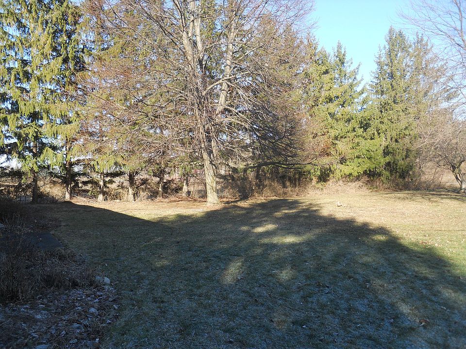 2nd image of 6524 Sweetland Rd