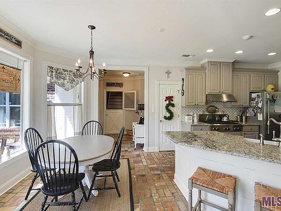 3rd image of 18514 Arbor Oak Dr