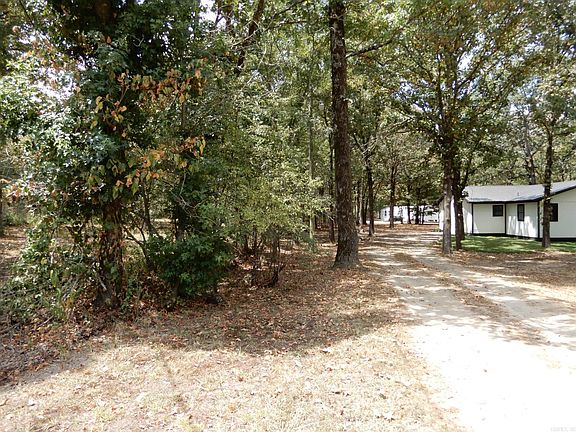 2nd image of 113 Ryans Ln