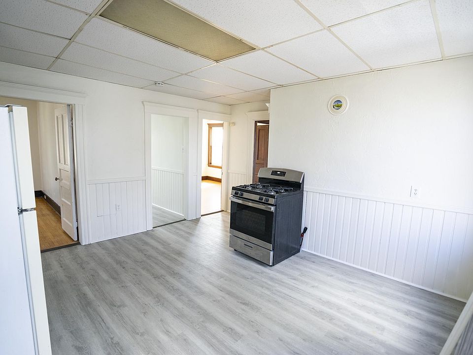 35 Upsala St APT 3, Worcester, MA 01610 | Zillow