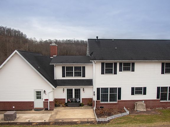 2nd image of 242 Linmad Ln