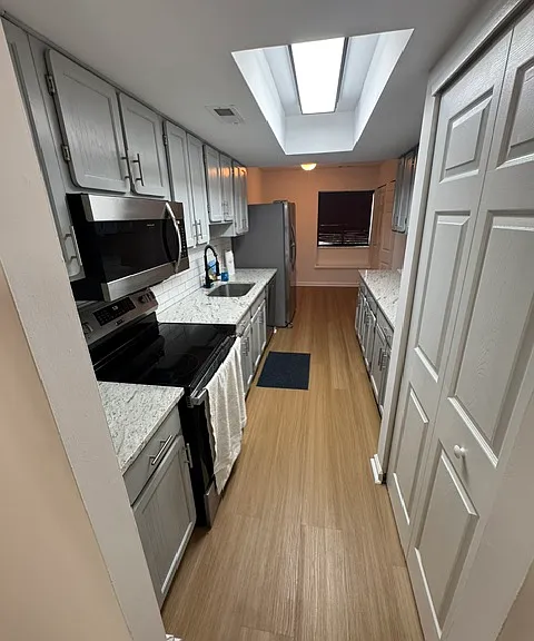 93 Dorset Dr — Photo 3