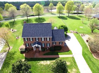 157 Oakmont Dr, Advance, NC 27006