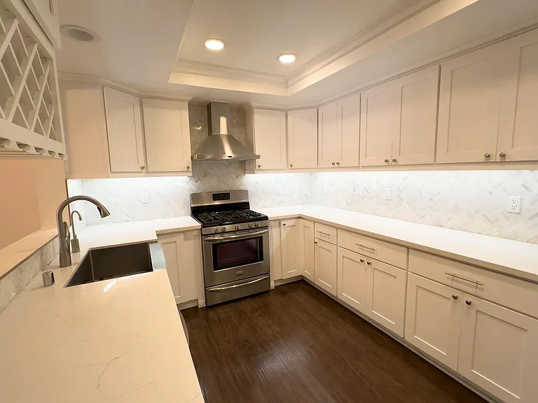 1844 S Marengo Ave #35 — Photo 4