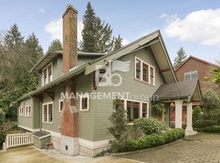 2328 SW Broadway Dr, Portland, OR 97201