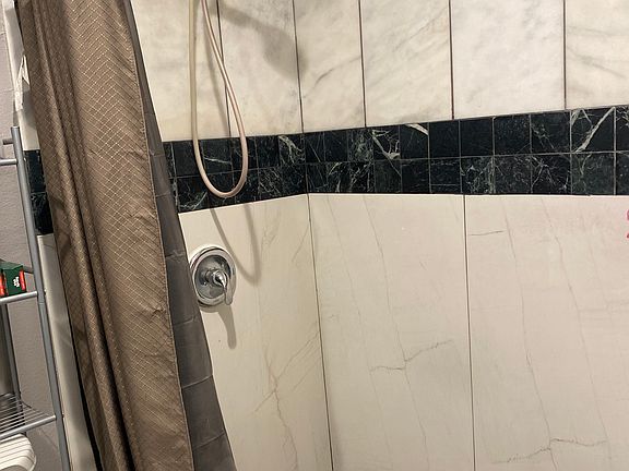 4th image of 772 Orchid Dr