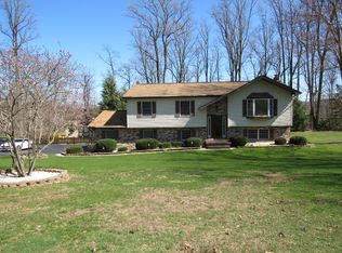 1615 Red Hill Rd, Elverson, PA 19520