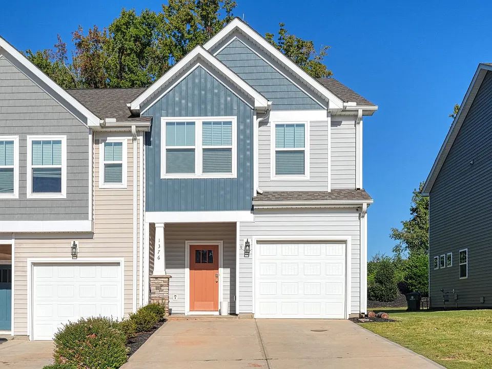 1376 Maplesmith Way