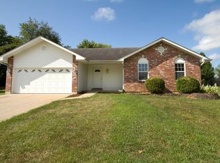308 Fourbush Ct, Winfield, MO 63389