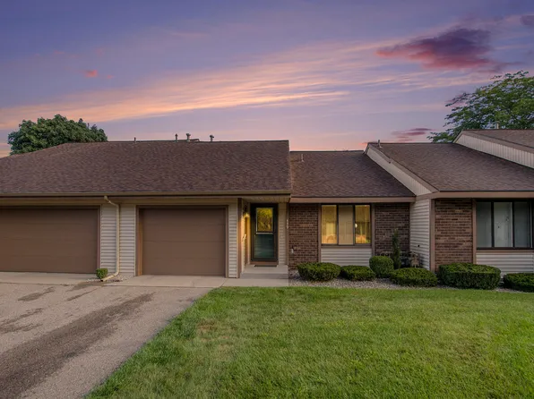 479 Cherry Ln, Holland, MI 49424