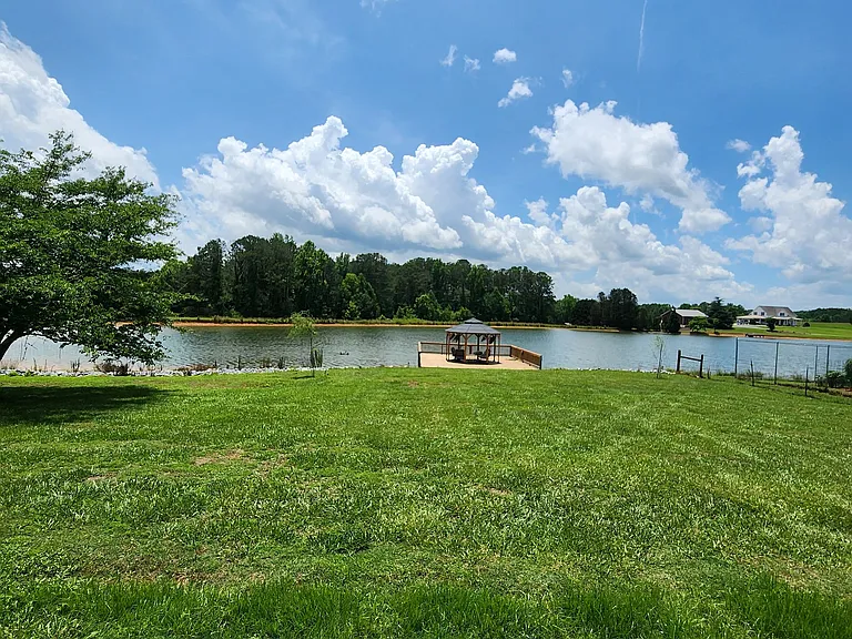 258 Bear Creek Rd — Photo 4