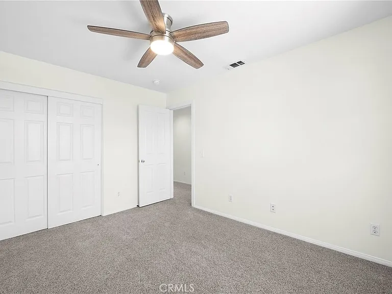 62 Middlebury Ln — Photo 24