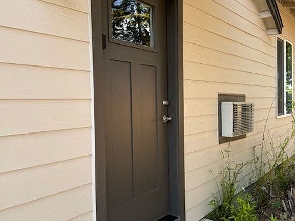 2nd image of 8792 Umatilla St NE #A