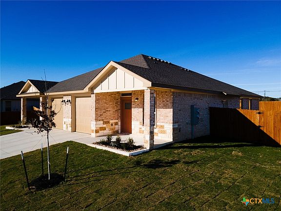 3rd image of 202 Adley Dr
