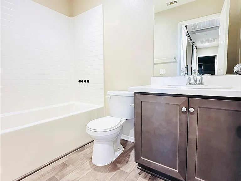 2636 Red Pine St — Photo 20