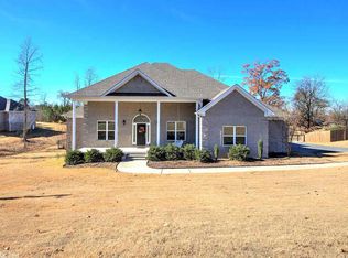 847 Salem Heights Dr, Benton, AR 72019