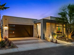 702 Fountain Dr, Palm Springs, CA 92262