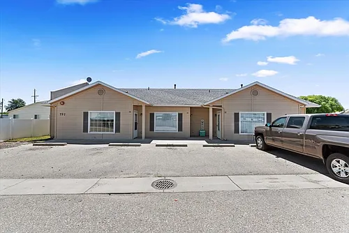 727 Stampede Ct #2C Photo 1