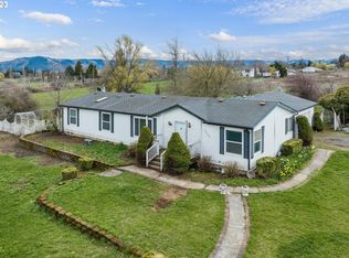 4243 Post Canyon Dr, Hood River, OR