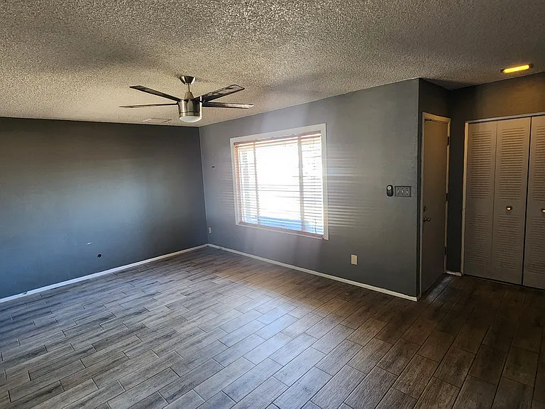 2307 W De Palma Cir — Photo 7