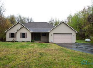 10440 Frankfort Rd, Holland, OH 43528